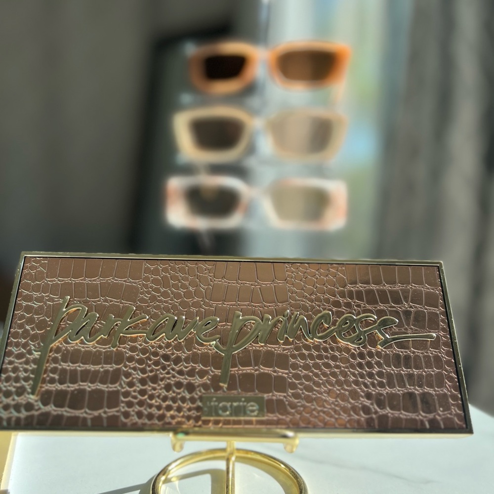 Bronzer palette